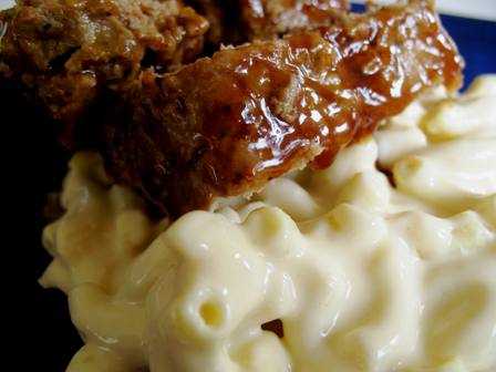 Turkey meatloaf with macaroni and cheese.